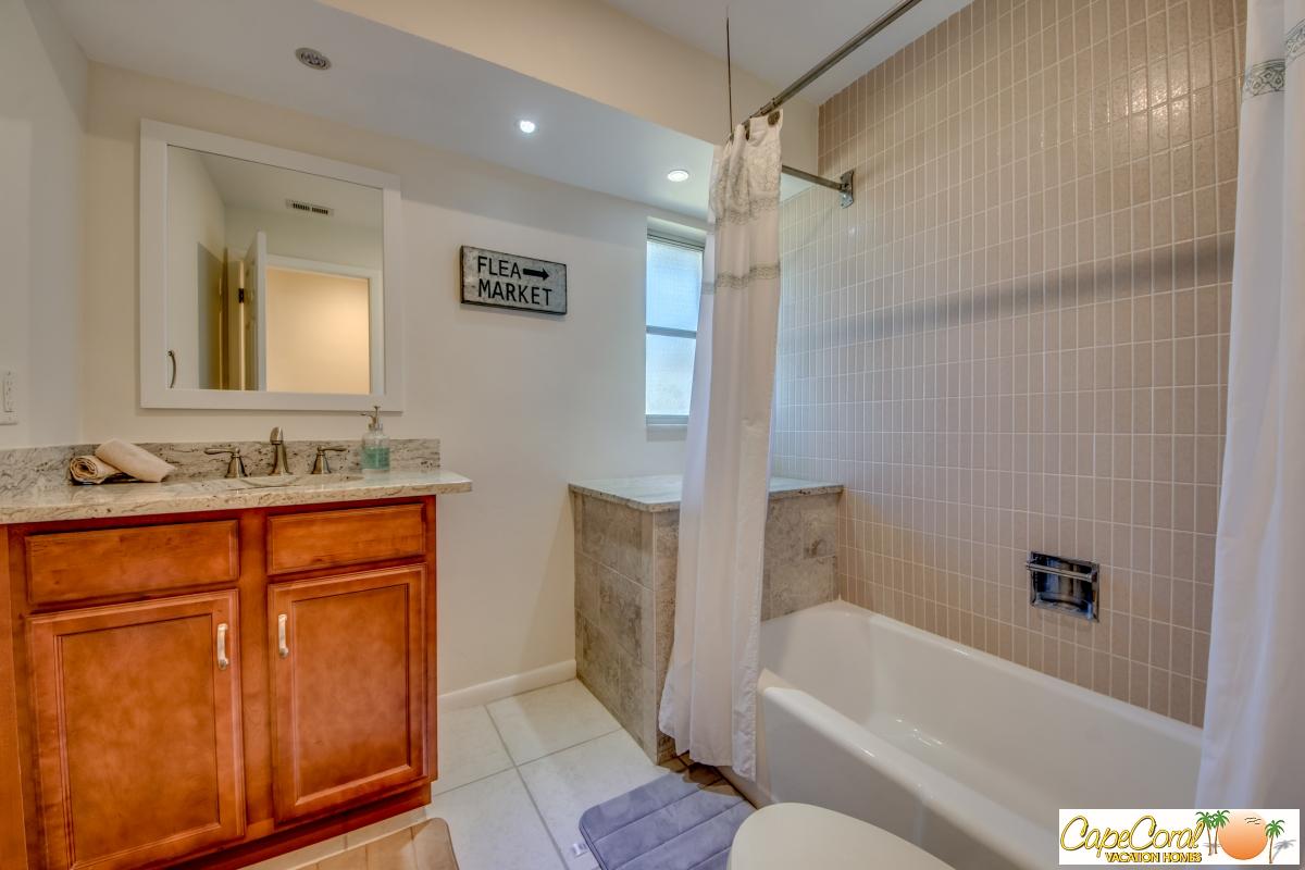 38-Guest Bathroom